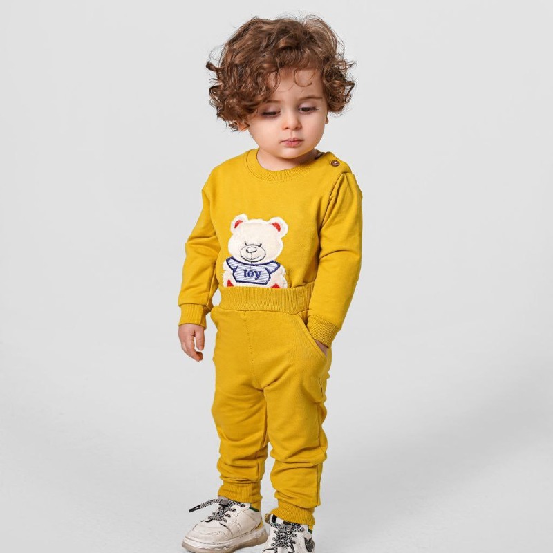 1031بادی شلوار چوبکاری خرسmoschino گلدوزی ,پک چهار عددی 6 ماه تا2 سال  